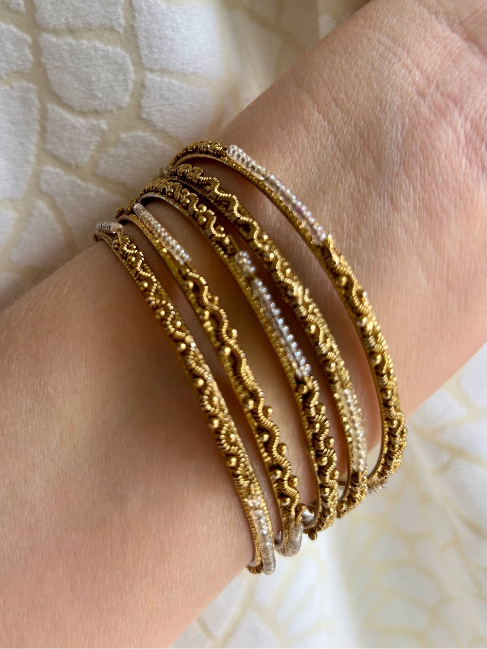 Goldtone Stackable Women's Bangle Bracelet Set